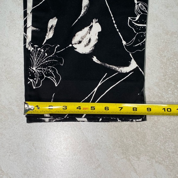 Larry Levine Black & White Cropped Pants A6 - Picture 9 of 11